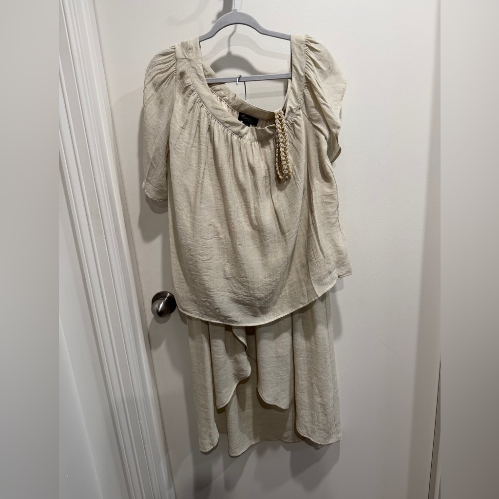 Thalia Sodi Off-White Skirt Suit. Blouse Has Braided Detail -Nwt